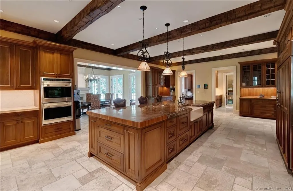 Bel Aire Master Suite