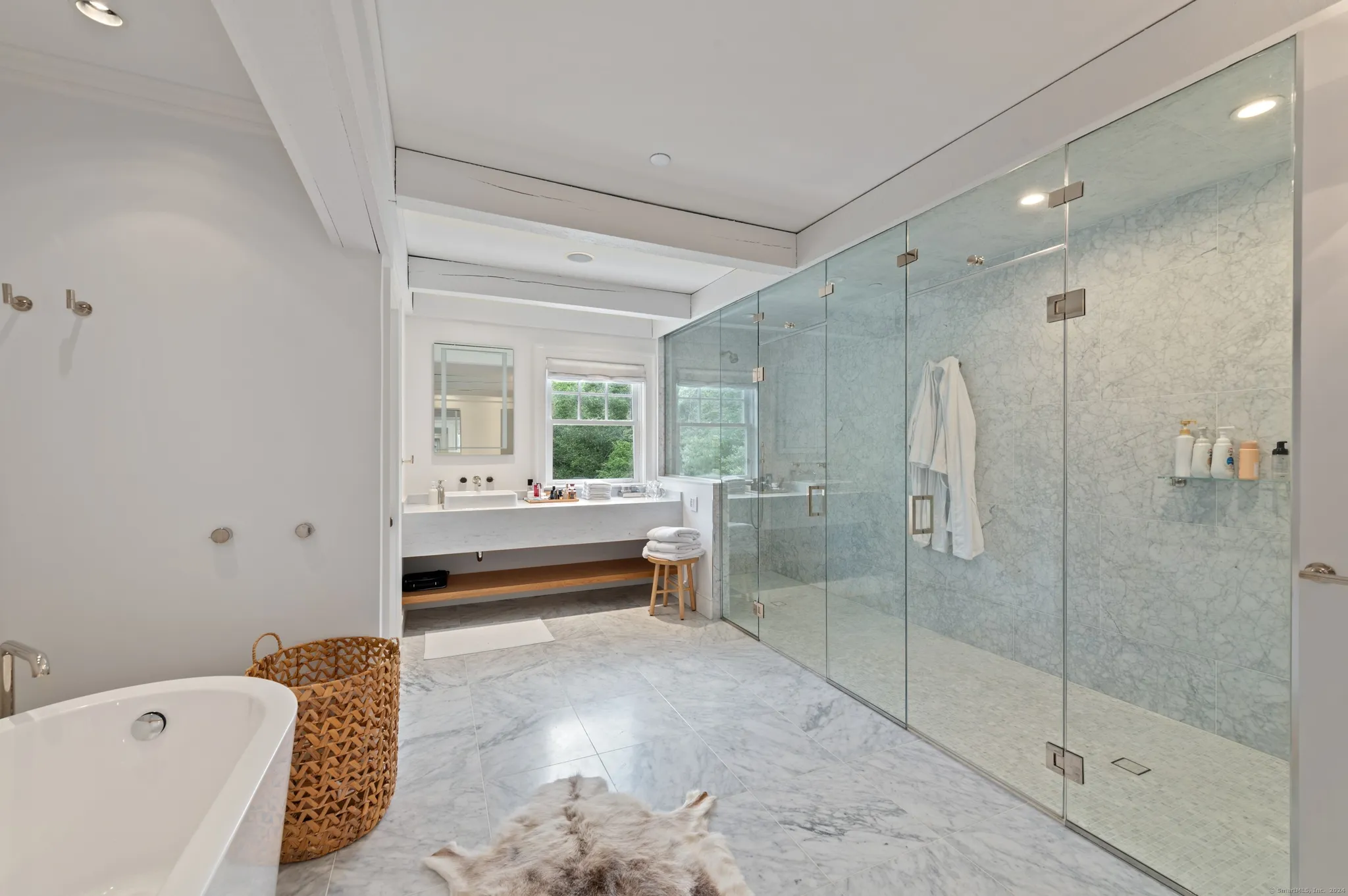 Hampton Bath