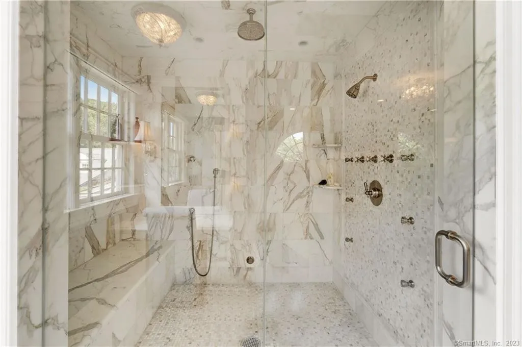 Heartland Master Bath